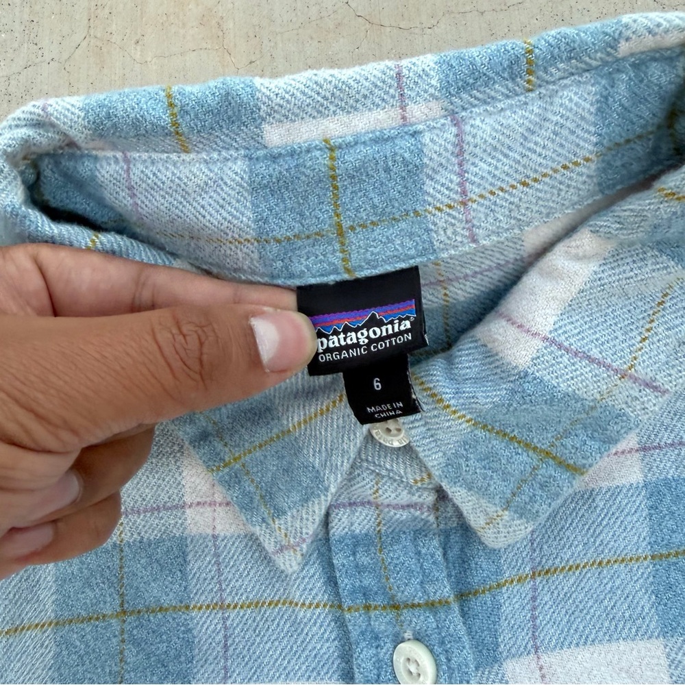 Patagonia Fjord Flannel Shirt Womens Size 6 (Small) White/Blue Organic Cotton - Picture 3 of 6